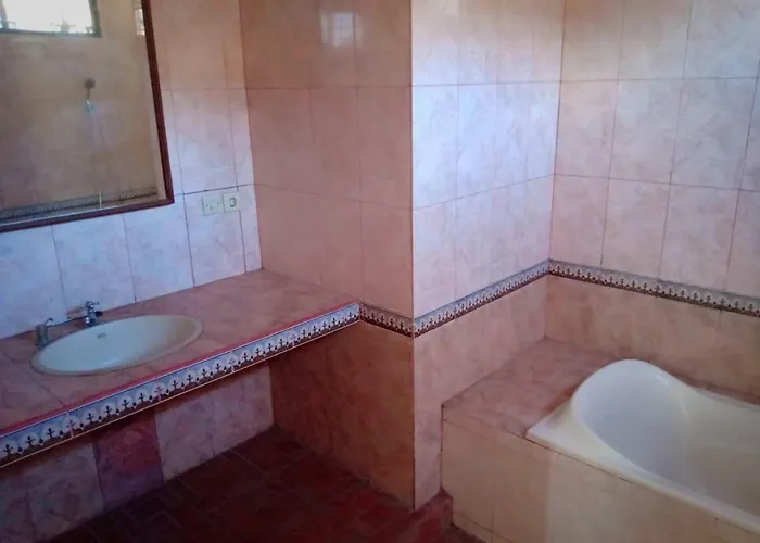 Hostel Uma Kutuh *